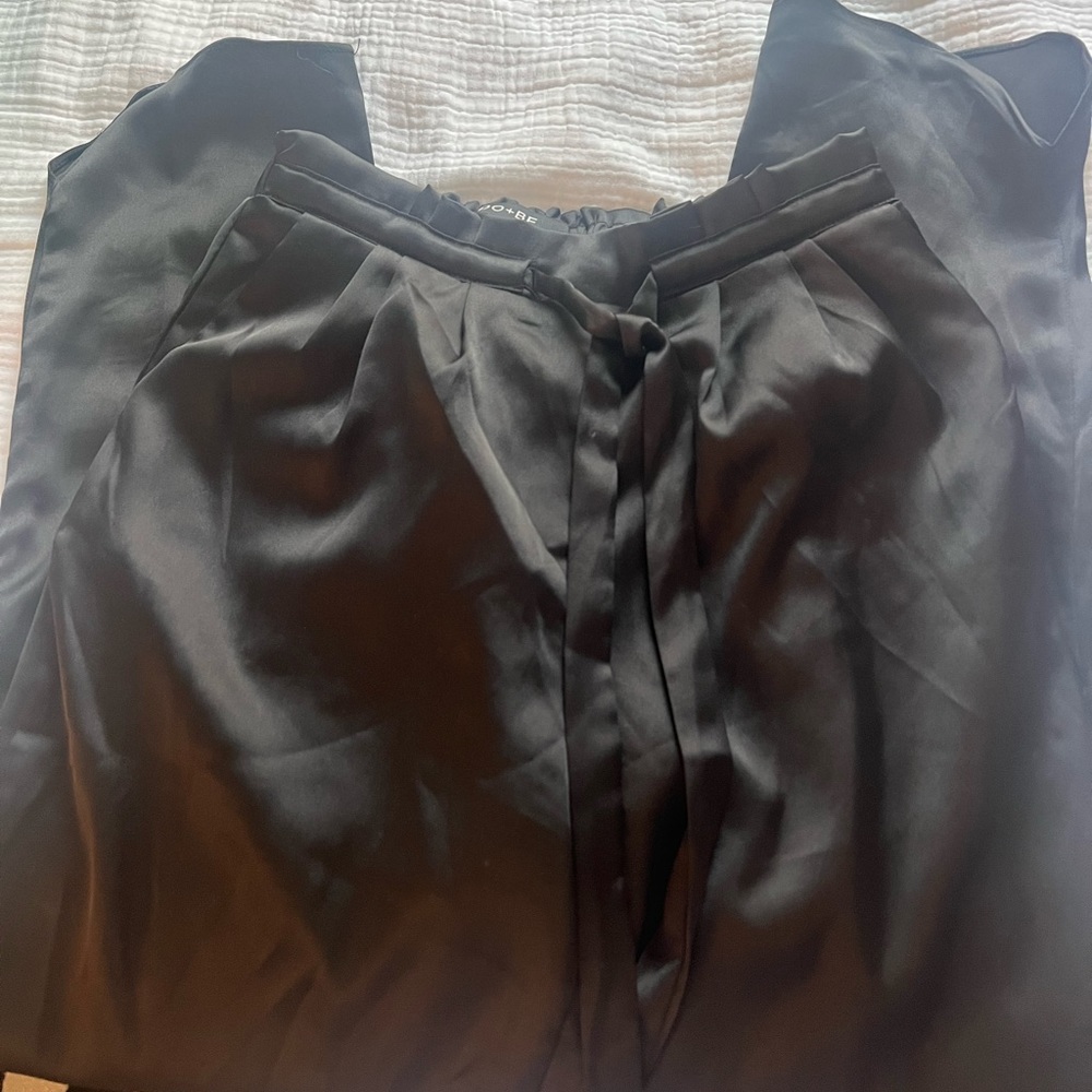 DO+BE satin pants